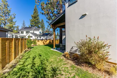 3068 NW Blodgett Way, Bend, OR 97703 - Photo 80