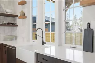 3068 NW Blodgett Wy, Bend, OR 97703 - Photo 70