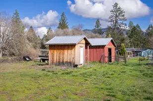 1392 Cedar Flat Rd, Williams, OR 97544 - Photo 20