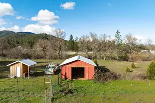 1392 Cedar Flat Rd, Williams, OR 97544 - Photo 26