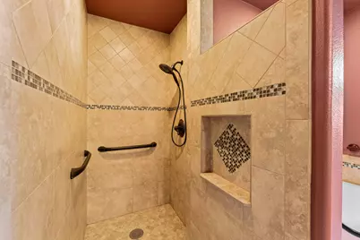 7511 Hugo Road, Grants Pass, OR 97526 - Photo 12