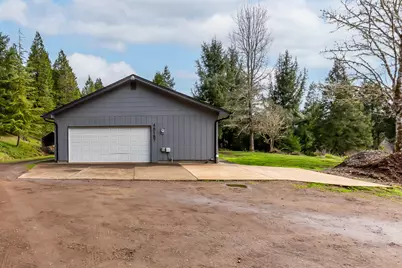 48187 McFarland Road, Oakridge, OR 97463 - Photo 4