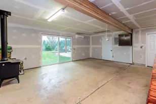 48187 McFarland Rd, Oakridge, OR 97463 - Photo 40