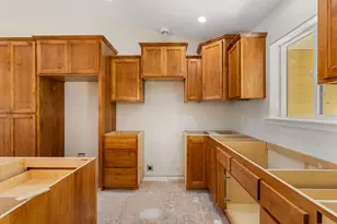 587 E Forks Cir, Cave Junction, OR 97523 - Photo 16