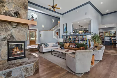 69205 Hawksflight Drive, Sisters, OR 97759 - Photo 8