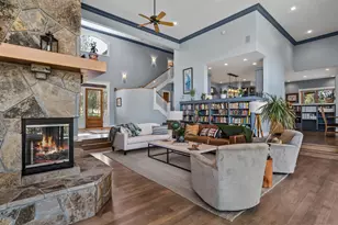 69205 Hawksflight Dr, Sisters, OR 97759 - Photo 8