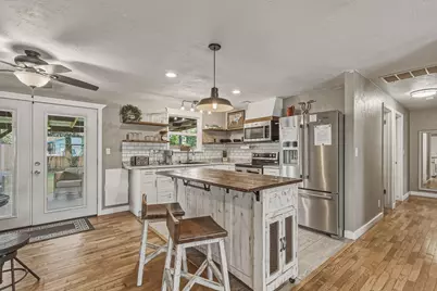 1733 Howell Avenue, Medford, OR 97501 - Photo 12