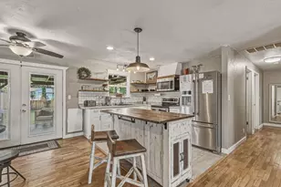 1733 Howell Ave, Medford, OR 97501 - Photo 12