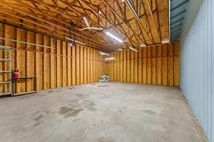 314 Triller Ln, Grants Pass, OR 97527 - Photo 14