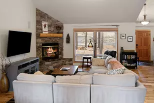 57561 Whistler Ln, Sunriver, OR 97707 - Photo 6