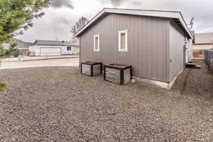 961 S Algonquian Ct, Prineville, OR 97754 - Photo 4
