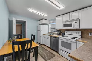 859 NW Ewen St, Prineville, OR 97754 - Photo 16