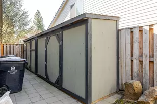 61059 Snowberry Pl, Bend, OR 97702 - Photo 12
