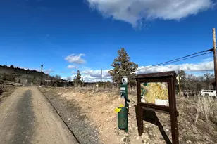 582 SW H St, Madras, OR 97741 - Photo 14