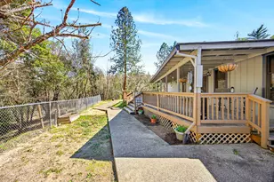 2542 Thomas Terrace, Grants Pass, OR 97527 - Photo 54