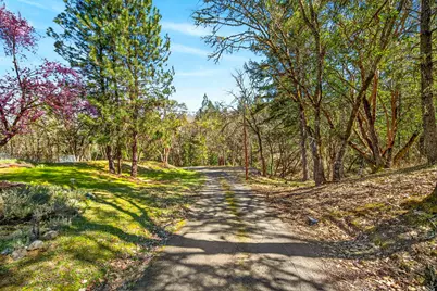 2542 Thomas Terrace, Grants Pass, OR 97527 - Photo 60