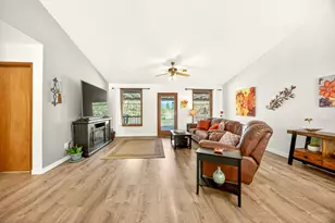 2542 Thomas Terrace, Grants Pass, OR 97527 - Photo 30