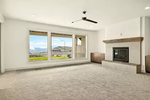 5626 Autumn Park Dr, Medford, OR 97504 - Photo 38