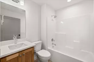 101 Gangnes Dr, Talent, OR 97540 - Photo 18