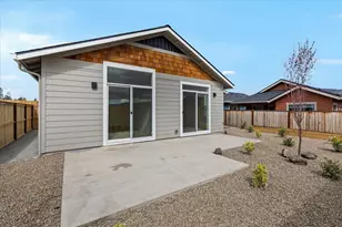 101 Gangnes Dr, Talent, OR 97540 - Photo 26