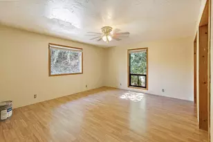 685 Jacksonville Res Rd, Jacksonville, OR 97530 - Photo 42