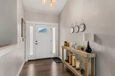 2357 Robertson, Grants Pass, OR 97527 - Photo 6