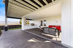 2357 Robertson Crest, Grants Pass, OR 97527 - Photo 38