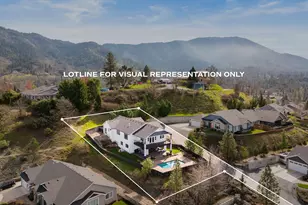 2357 Robertson, Grants Pass, OR 97527 - Photo 4