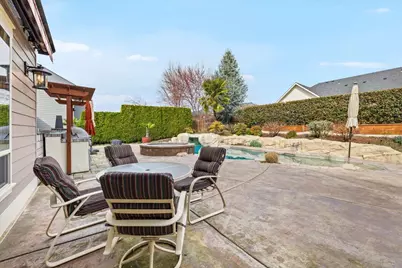 637 Oak Wood, Eagle Point, OR 97524 - Photo 36