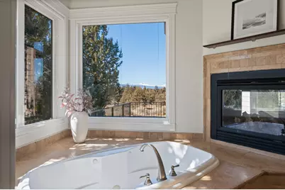 21450 Dale Road, Bend, OR 97701 - Photo 38