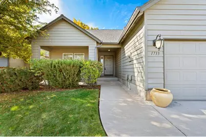 1733 SW 21st, Redmond, OR 97756 - Photo 4