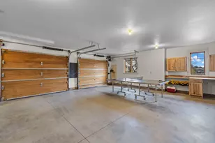 481 W Hope Ave, Sisters, OR 97759 - Photo 38