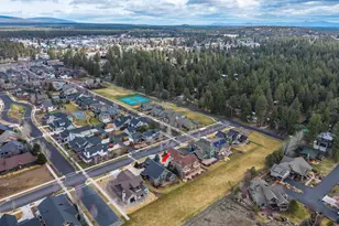 481 W Hope Ave, Sisters, OR 97759 - Photo 60