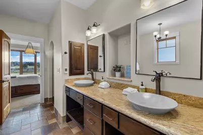 481 W Hope Avenue, Sisters, OR 97759 - Photo 36