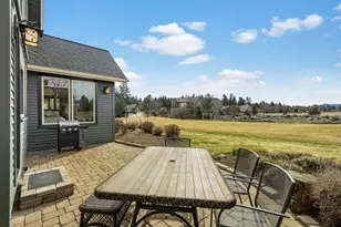 481 W Hope Ave, Sisters, OR 97759 - Photo 44