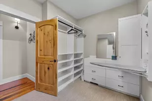481 W Hope Ave, Sisters, OR 97759 - Photo 32