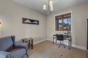 481 W Hope Ave, Sisters, OR 97759 - Photo 28