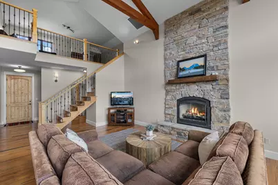 481 W Hope Avenue, Sisters, OR 97759 - Photo 2