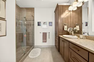 4084 Crystal Springs Dr, Medford, OR 97504 - Photo 18