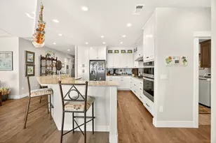 4084 Crystal Springs Dr, Medford, OR 97504 - Photo 6