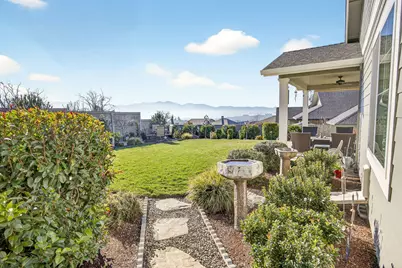 4084 Crystal Springs Drive, Medford, OR 97504 - Photo 24