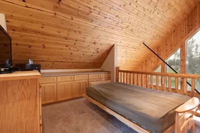 8968 Cliff Swallow Drive, Redmond, OR 97756 - Photo 14