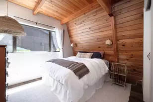 13759 SW Meadow View Dr, Camp Sherman, OR 97730 - Photo 10