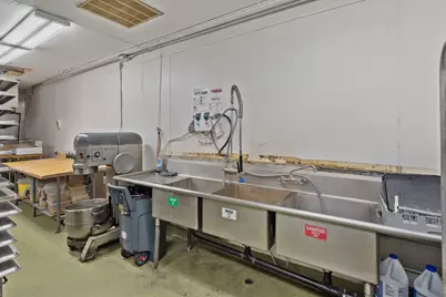 1173 Court Street, Medford, OR 97501 - Photo 16