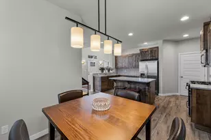 20456 Del Coco Ct, Bend, OR 97702 - Photo 14
