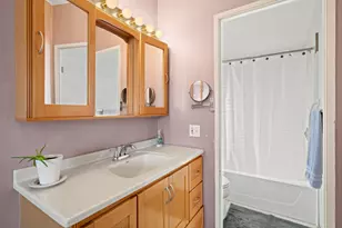 1570 S Peach St, Medford, OR 97501 - Photo 12