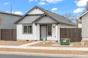 4071 SW Obsidian Pl, Redmond, OR 97756 - Photo 2