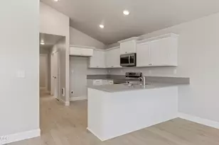 4011 SW Obsidian Pl, Redmond, OR 97756 - Photo 20