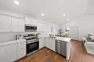4011 SW Obsidian Pl, Redmond, OR 97756 - Photo 8
