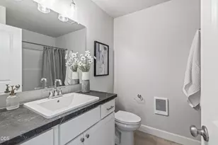 3999 SW Obsidian Pl, Redmond, OR 97756 - Photo 12
